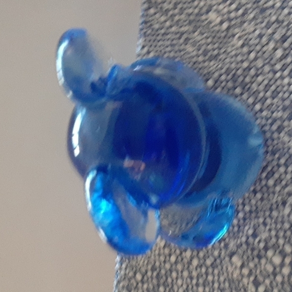 US Commemorative Fine Art Gallery Blue Koala Bear Figurine. 3.5" by 2.5". - Picture 4 of 8